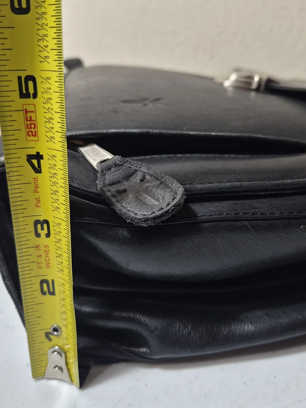 VTG Frye Briefcase Black Leather Soft Side Flap Top Buckle Strap Shoulder Bag